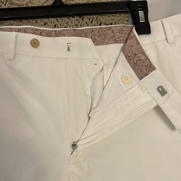 Lauren Ralph Lauren Khaki Pants. Men’s size W36xL30 💯 % cotton‎ 4 pocket pants. - Picture 8 of 10